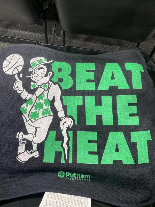 世俱杯赔率-【现场】绿军再次痛失主场 布朗欲摘面具寻求反弹